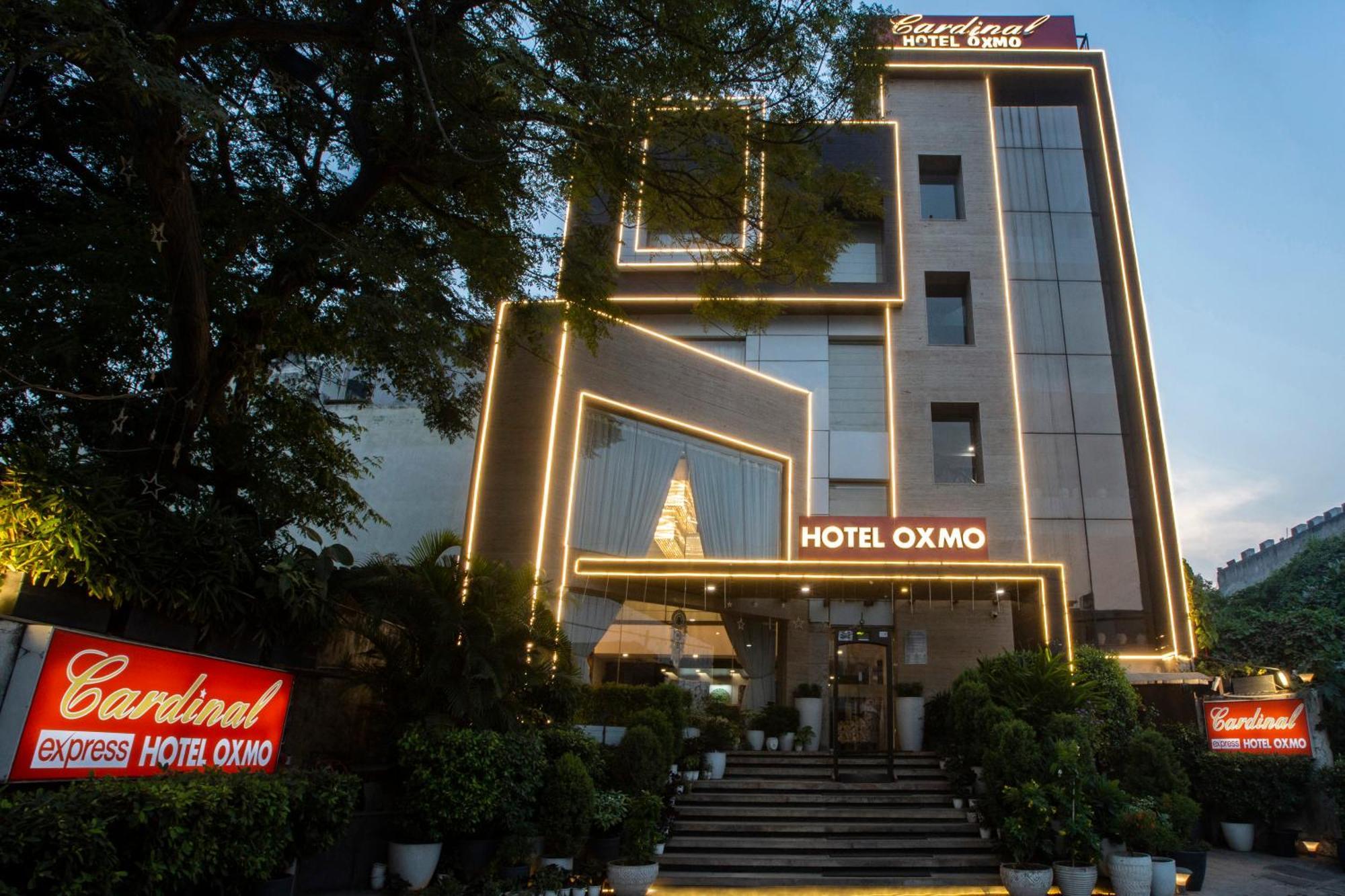 Hotel Oxmo Delhi Airport With Free Airport Transsfer نيودلهي المظهر الخارجي الصورة