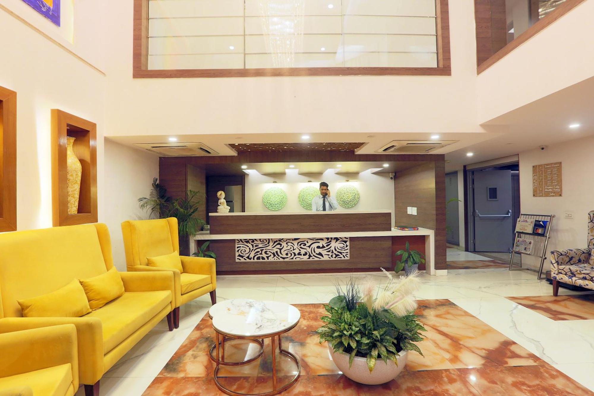 Hotel Oxmo Delhi Airport With Free Airport Transsfer نيودلهي المظهر الخارجي الصورة