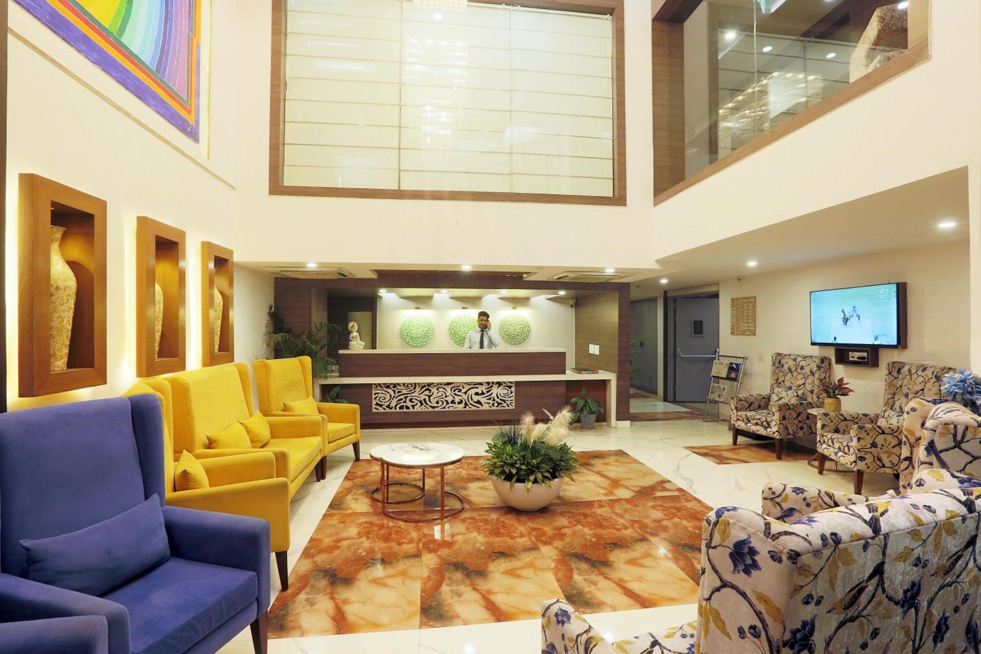 Hotel Oxmo Delhi Airport With Free Airport Transsfer نيودلهي المظهر الخارجي الصورة