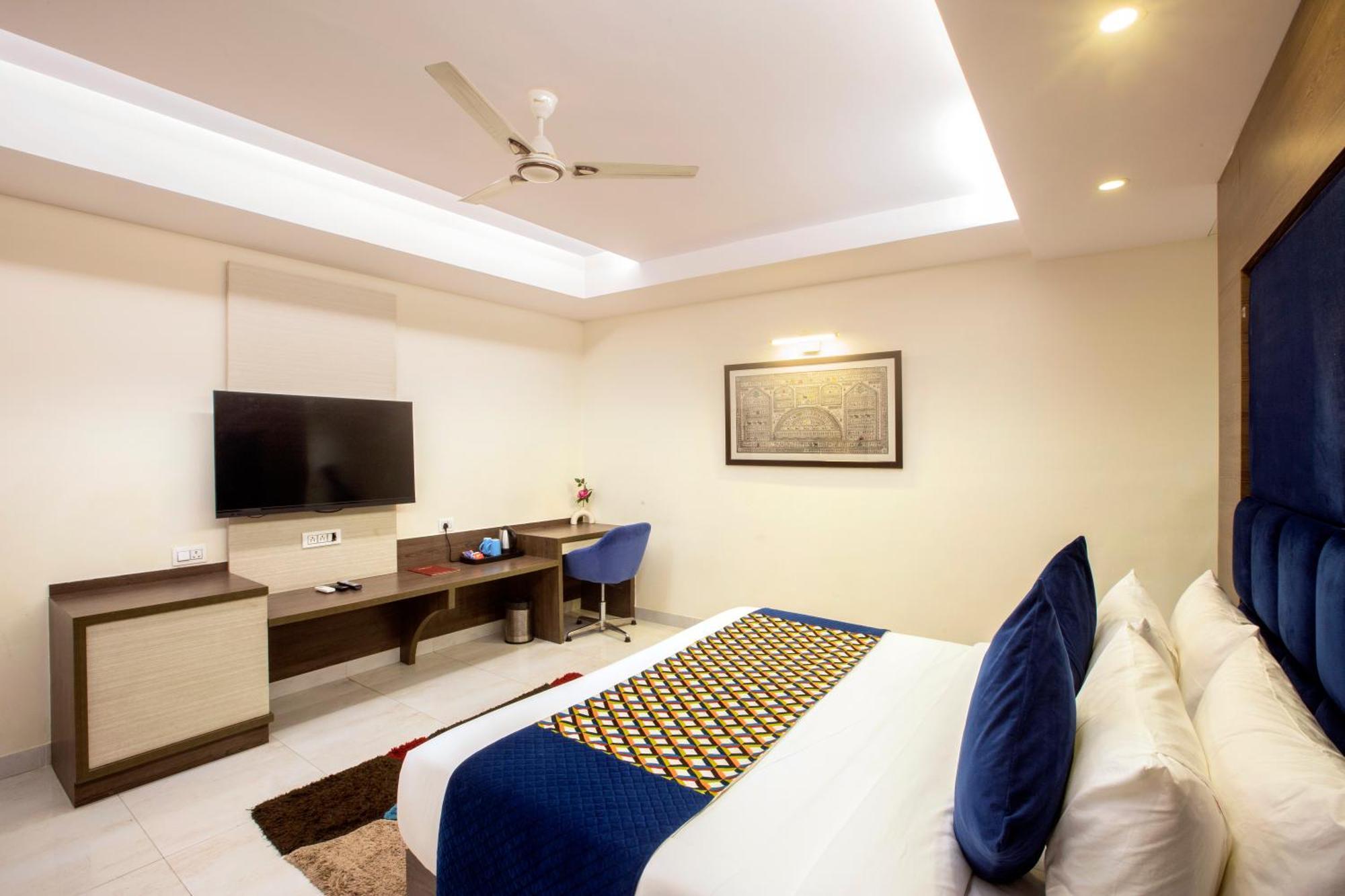 Hotel Oxmo Delhi Airport With Free Airport Transsfer نيودلهي المظهر الخارجي الصورة