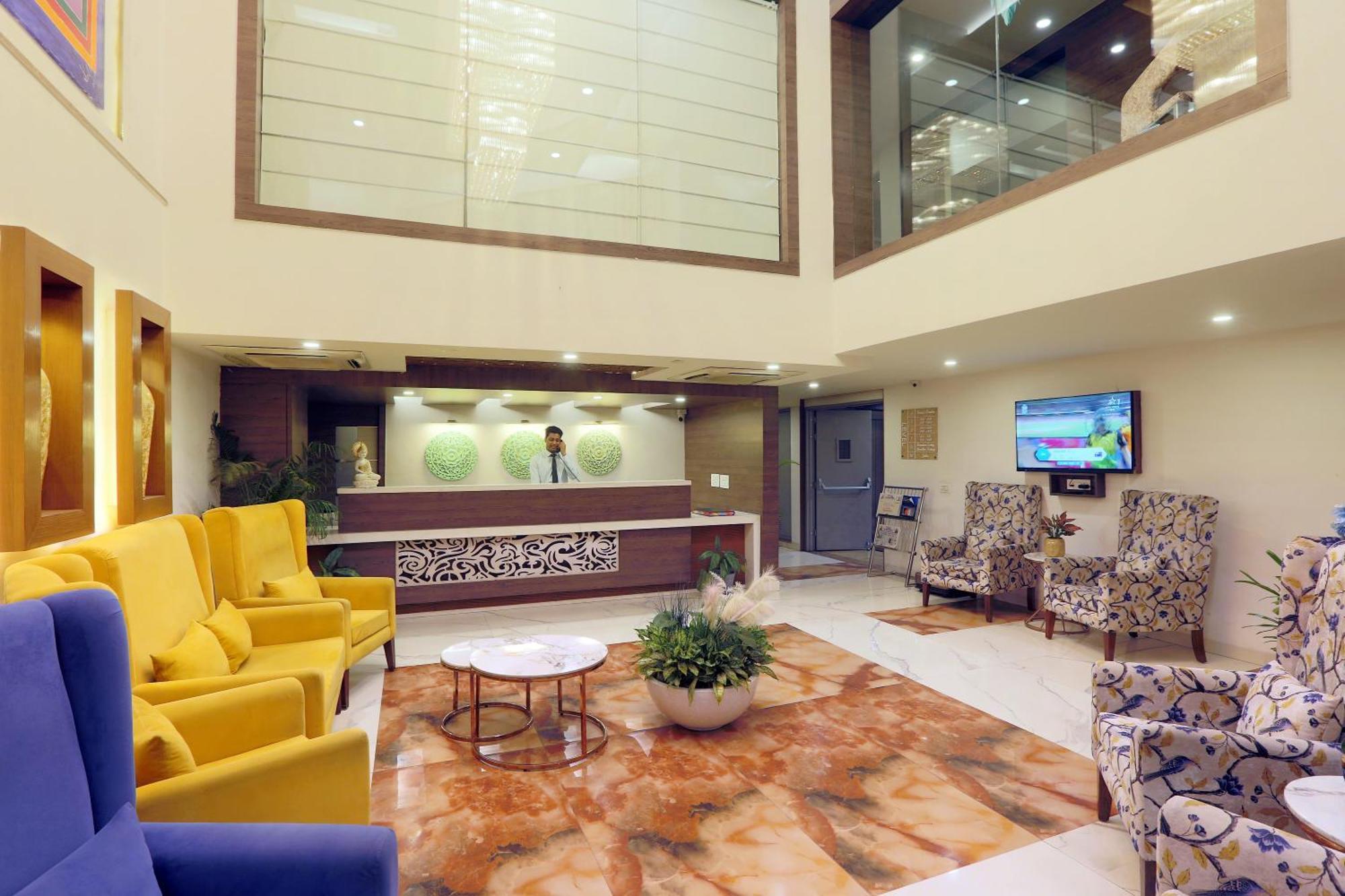Hotel Oxmo Delhi Airport With Free Airport Transsfer نيودلهي المظهر الخارجي الصورة