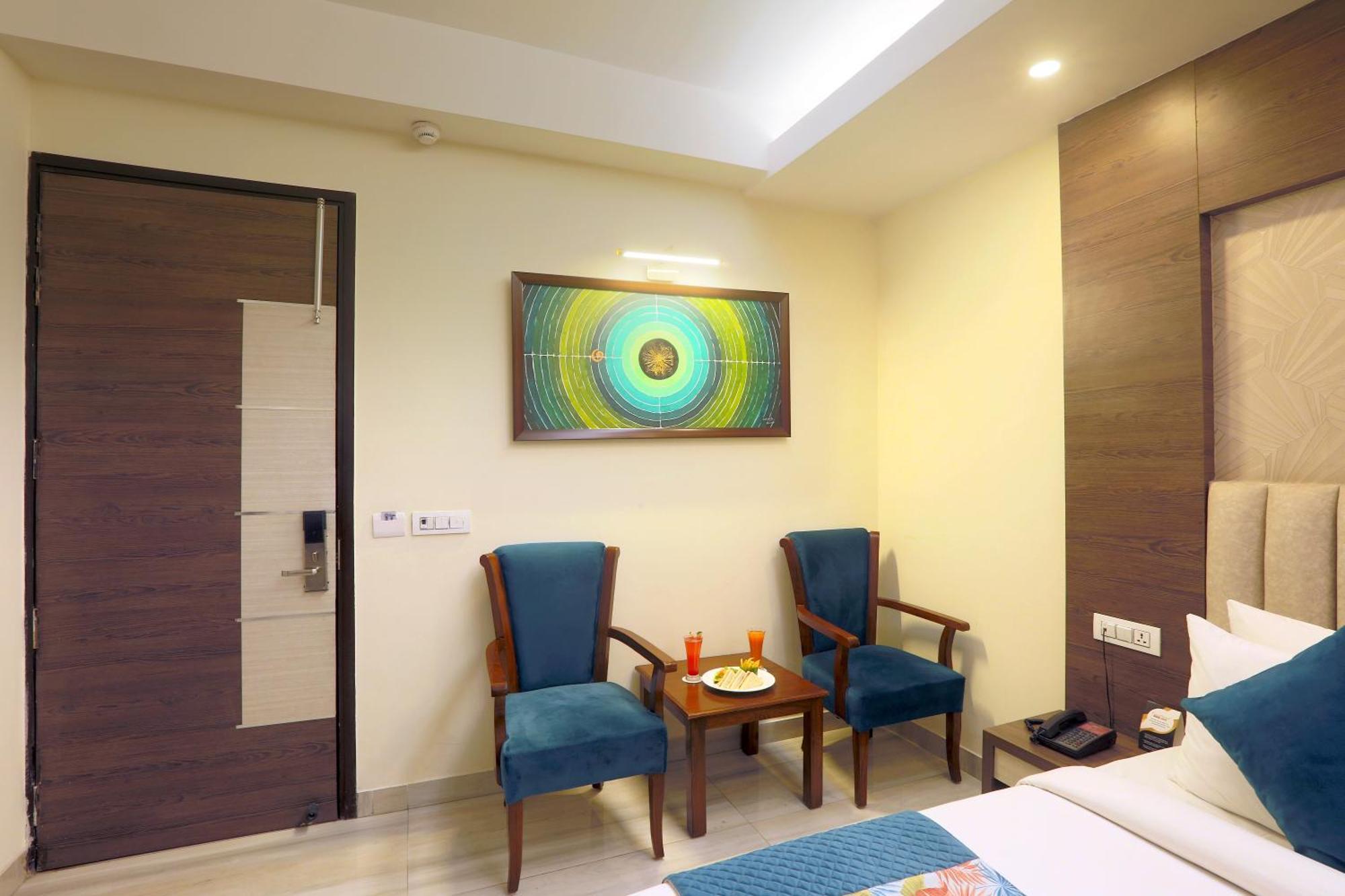 Hotel Oxmo Delhi Airport With Free Airport Transsfer نيودلهي المظهر الخارجي الصورة