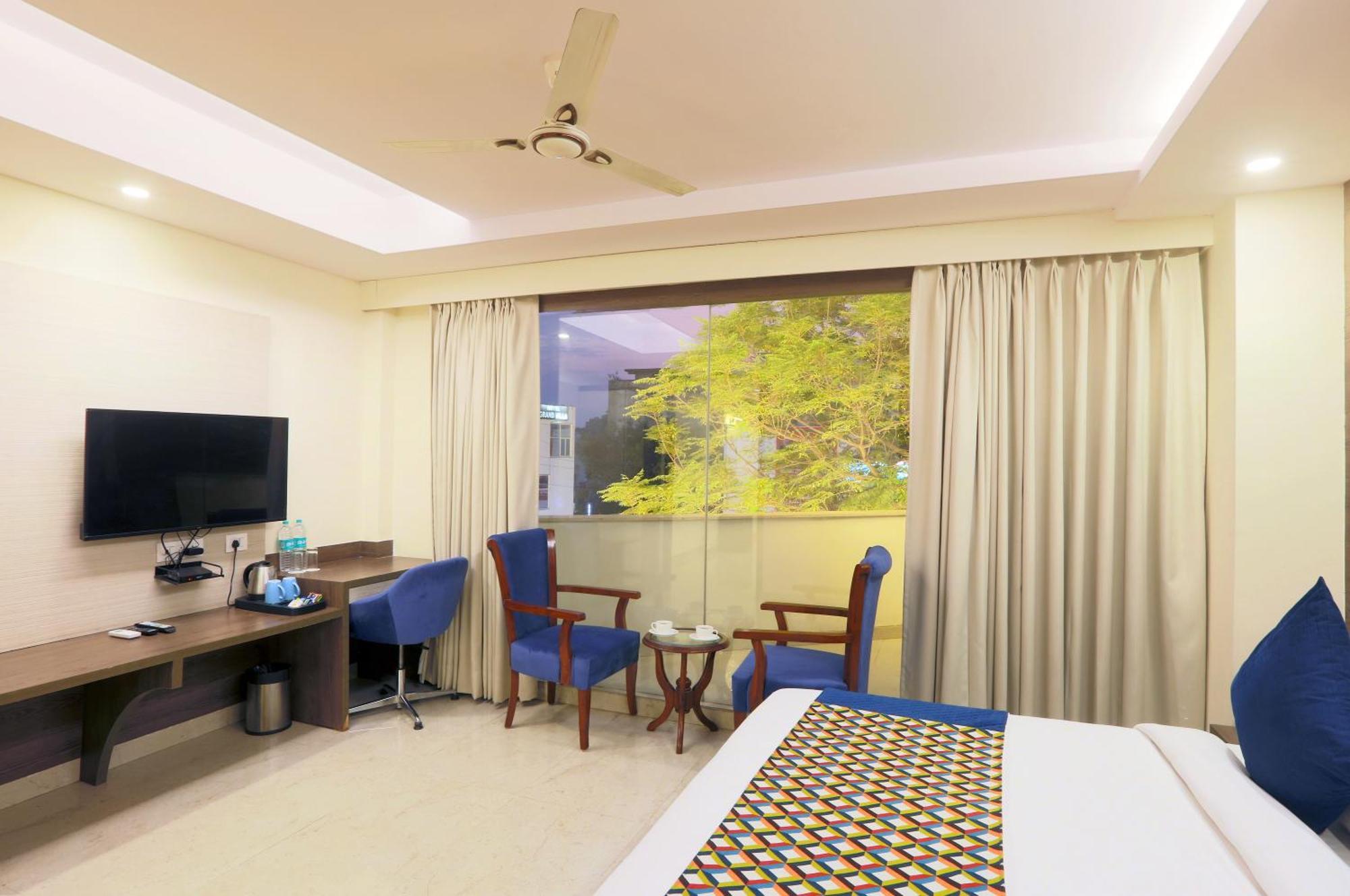 Hotel Oxmo Delhi Airport With Free Airport Transsfer نيودلهي المظهر الخارجي الصورة